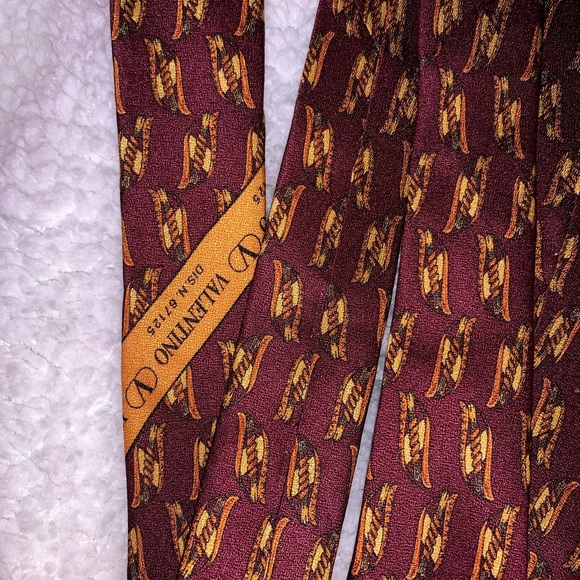 Vintage VALENTINO 100% Silk Cravatte Tie - Made in Italy - Picture 4 of 4